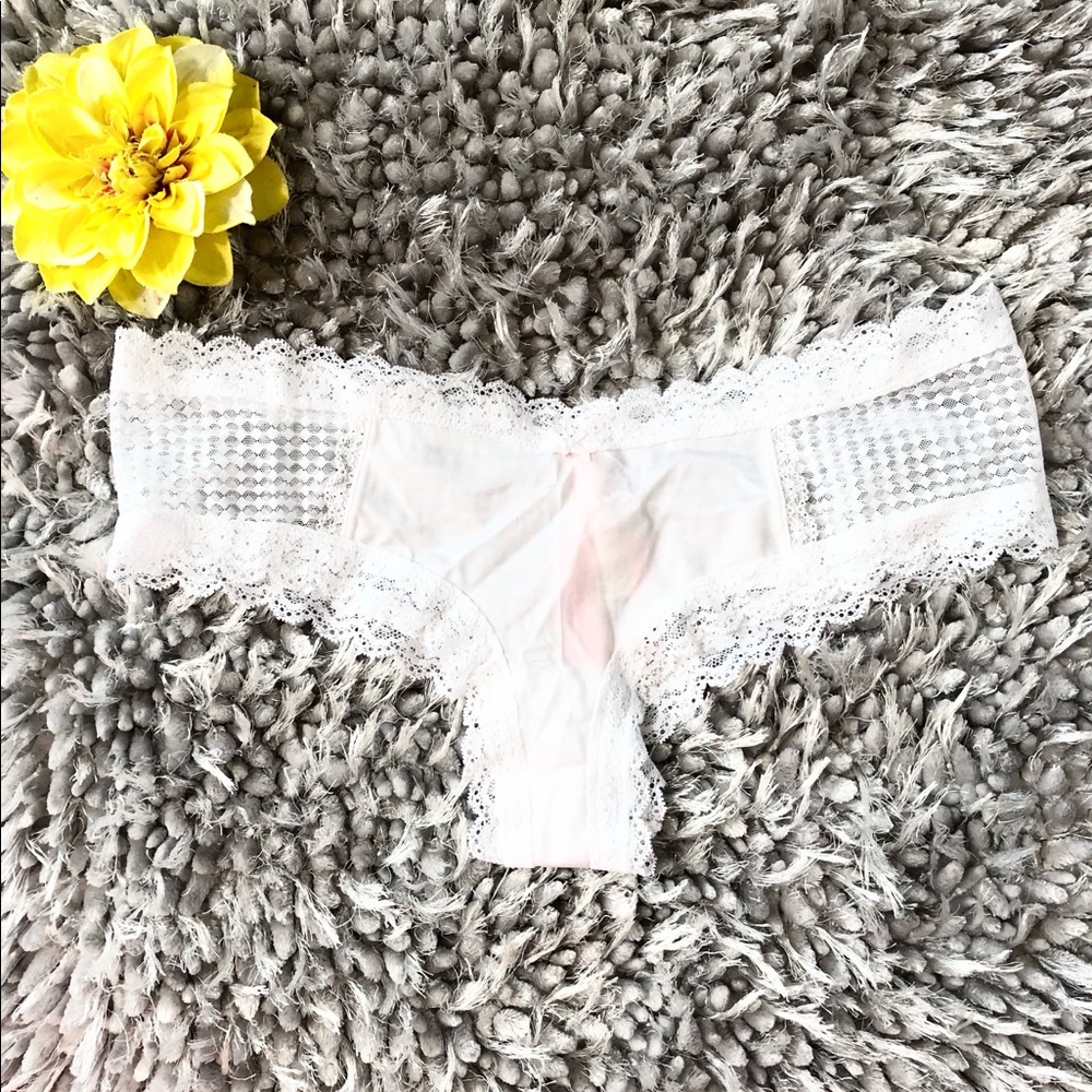 🆕New with tag Lace Cheeky underwear sheer in back